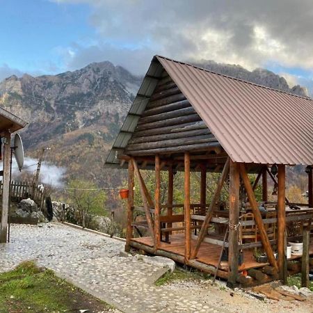 Guest House Kukaj Valbona Exteriör bild